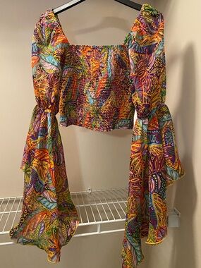 NEW Live 4 Truth Multicolor Smocked Crop Top with Dramatic Bell Sleeves Size L